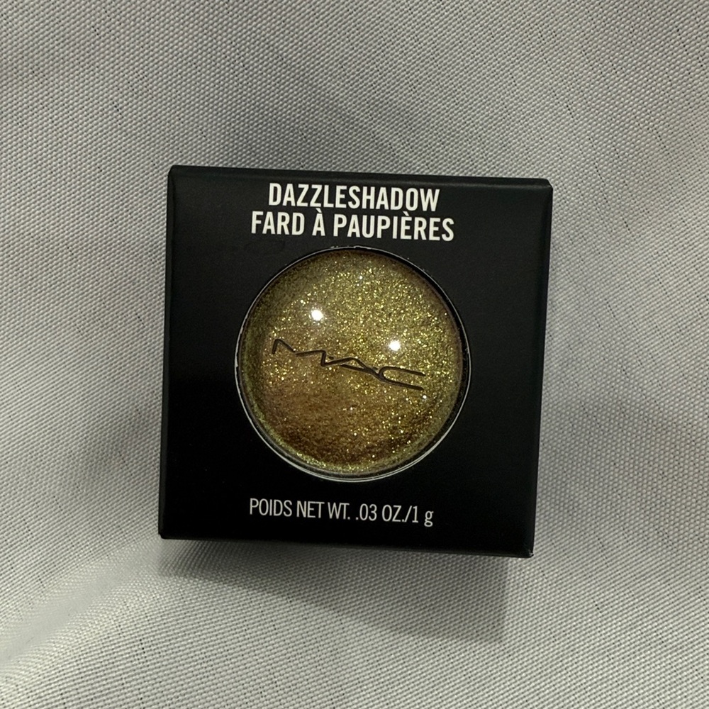 MAC Cosmetics I Like 2 Watch Gold Shimmer Eyeshadow